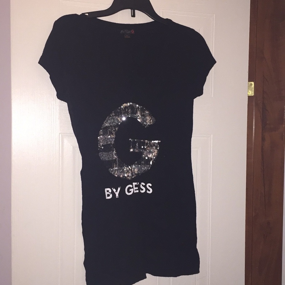 Guess top